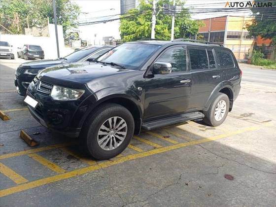 MITSUBISHI PAJERO DAKAR 3.5 HPE 7 LUGARES 4X4 V6 24V FLEX 4P AUTOMÁTICO